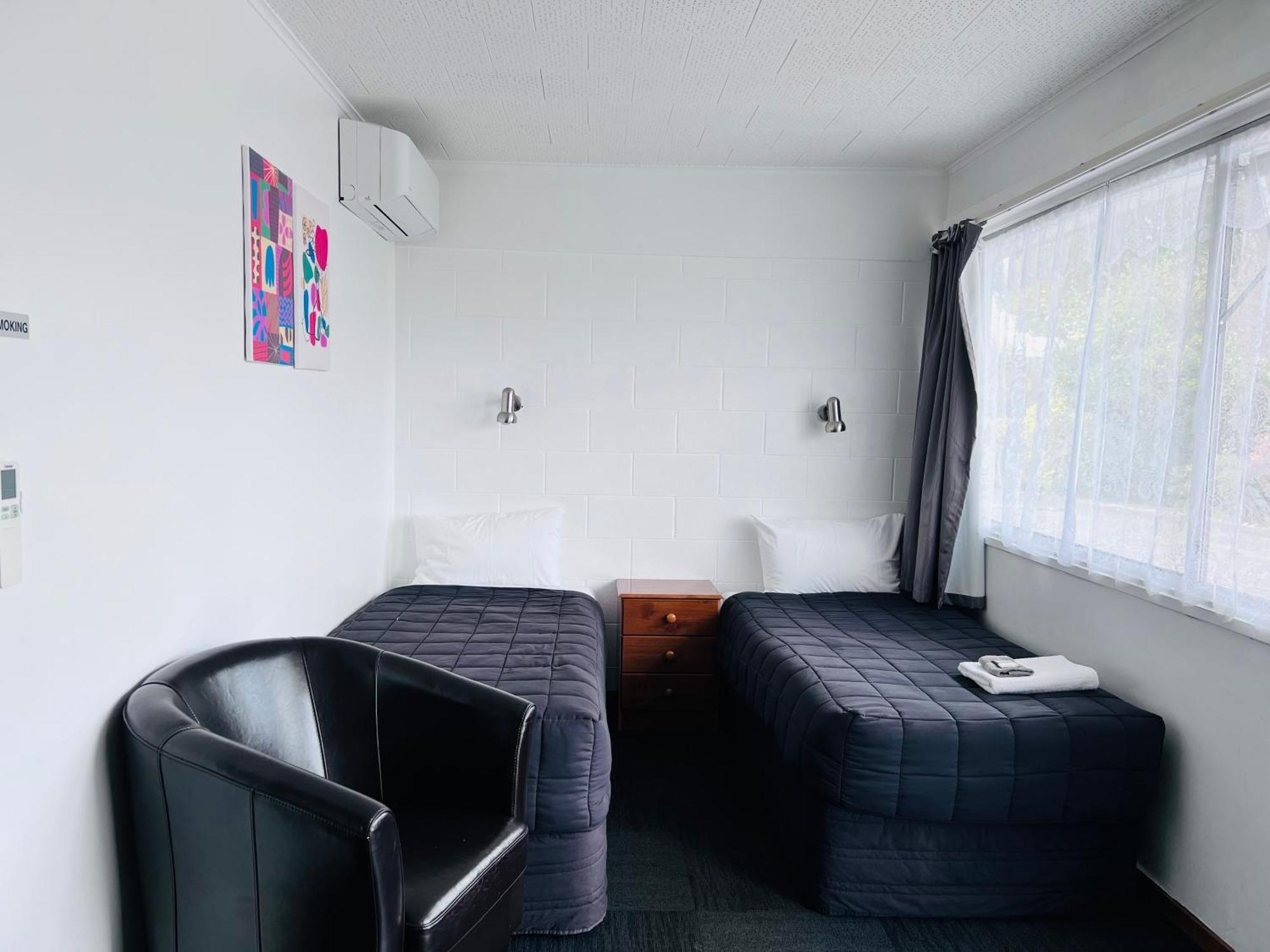 Brooklyne Motel Sanson Exterior foto